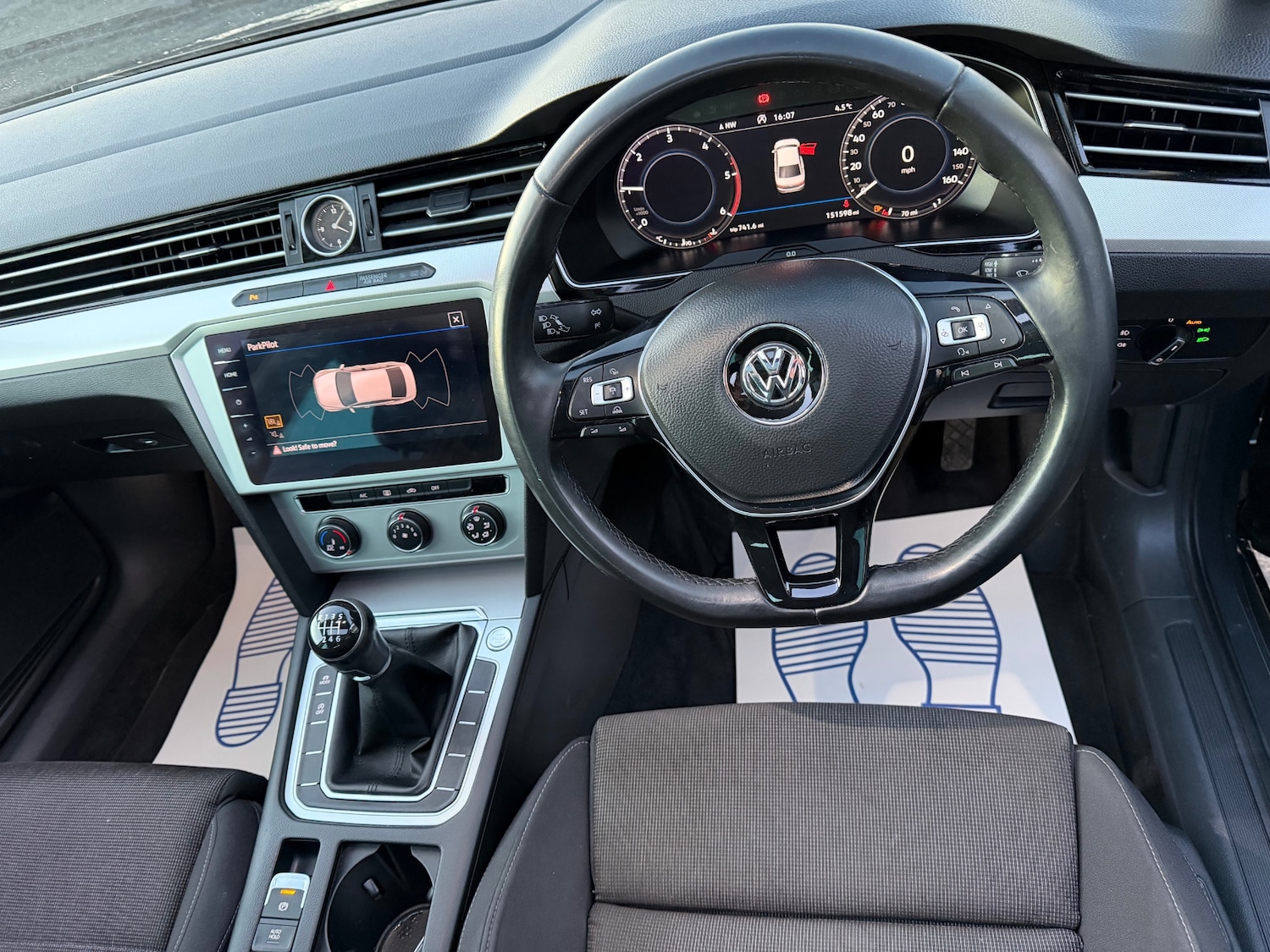 Used Volkswagen Passat 2017 for sale - 77186612: Photo 13