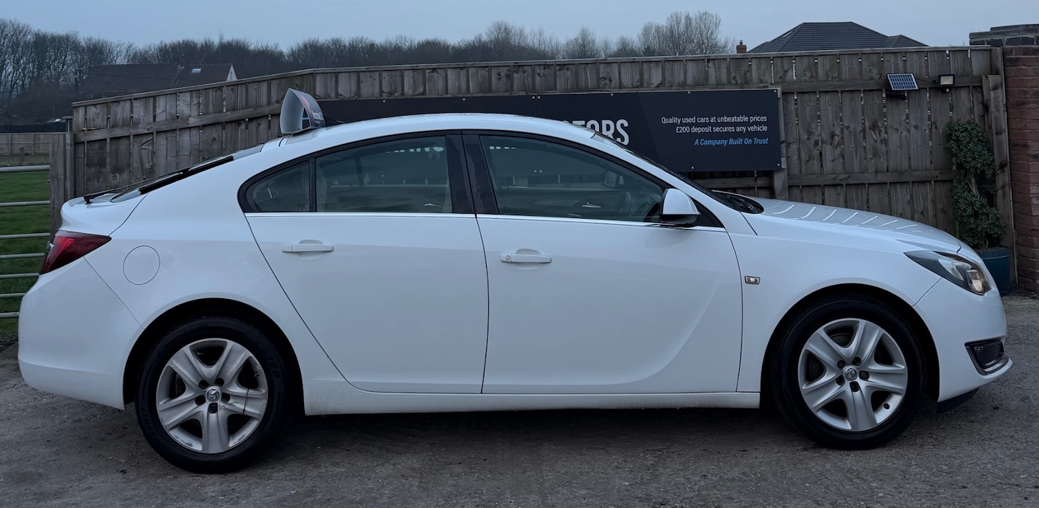 Used Vauxhall Insignia 2015 for sale - 77764325: Photo 3