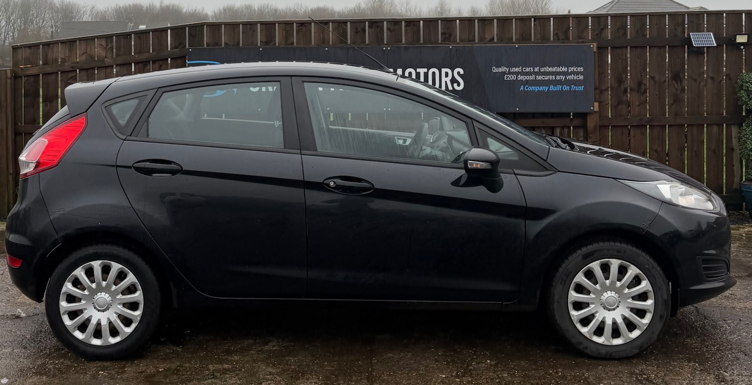 Used Ford Fiesta 2014 for sale - 77245541: Photo 2