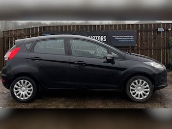 Used Ford Fiesta 2014 for sale - 77245541: Photo