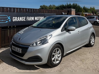 Used Peugeot 208 2015 for sale - 79483391: Photo