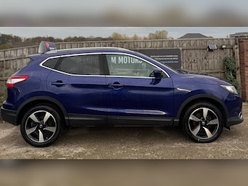 Used Nissan Qashqai 2015 for sale - 76503094: Photo