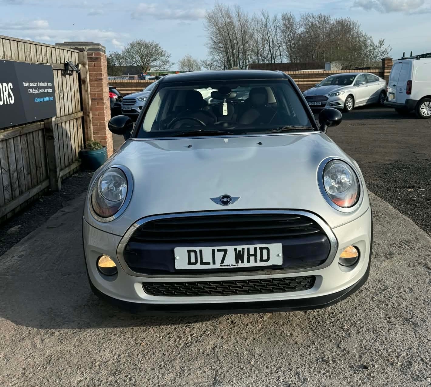 Used MINI Hatch 2017 for sale - 78121377: Photo 2