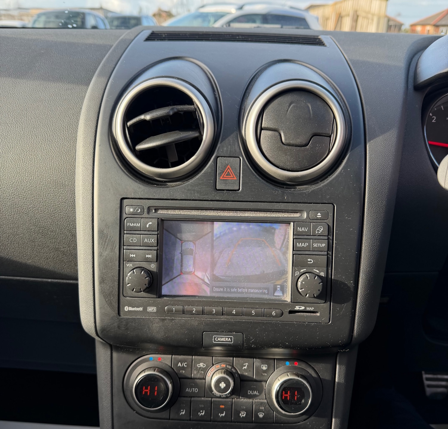 Used Nissan Qashqai 2011 for sale - 77691939: Photo 13