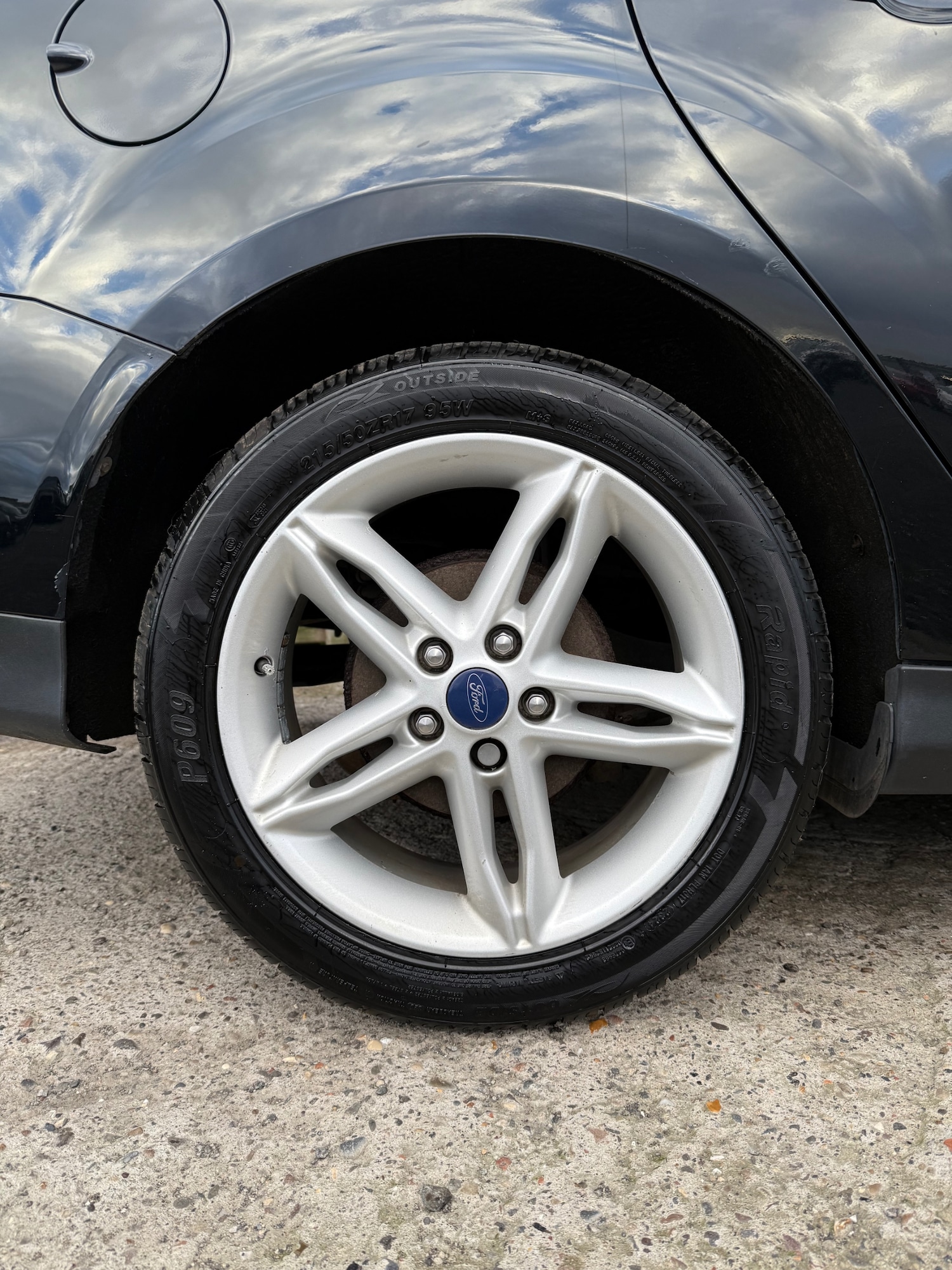 Used Ford Focus 2016 for sale - 76346892: Photo 9