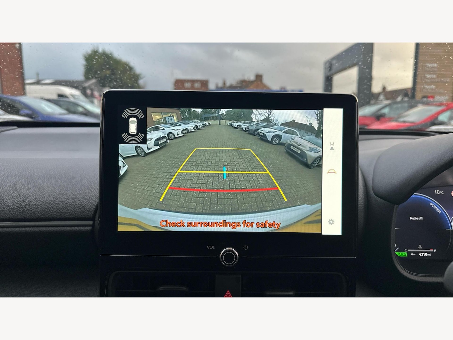 Used Toyota Yaris Cross 2025 for sale - 77143492: Photo 26