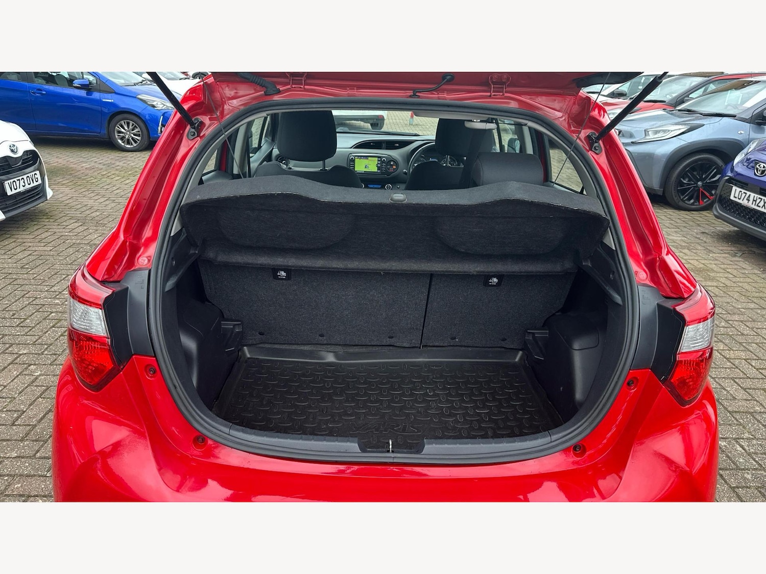 Used Toyota Yaris for sale - 77424542: Photo 16