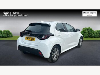 Used Toyota Yaris 2024 for sale - 78842301: Photo