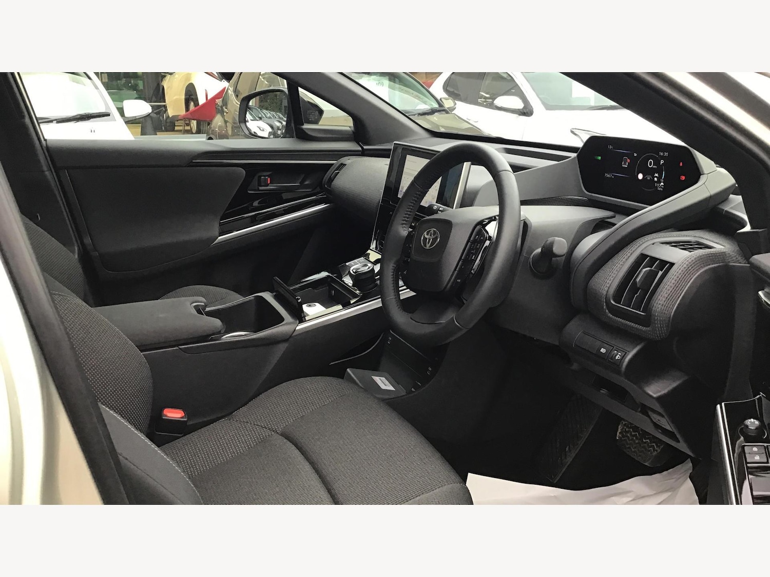 Used Toyota Other 2024 for sale - 76151111: Photo 13