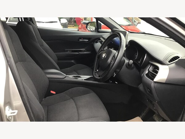 Used Toyota C-HR 2018 for sale - 76259536: Photo 13