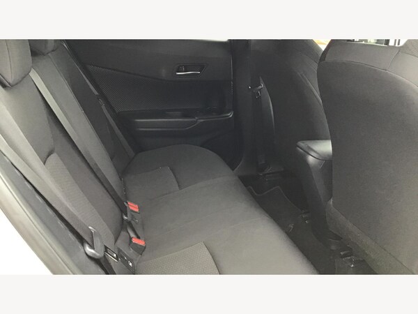 Used Toyota C-HR 2018 for sale - 76259536: Photo 14