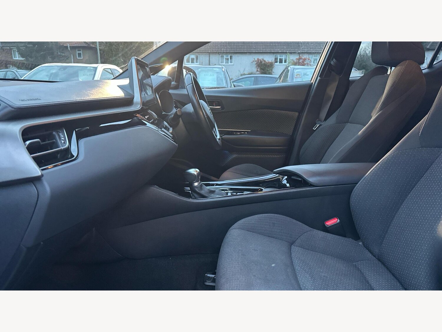 Used Toyota C-HR 2019 for sale - 76381276: Photo 12