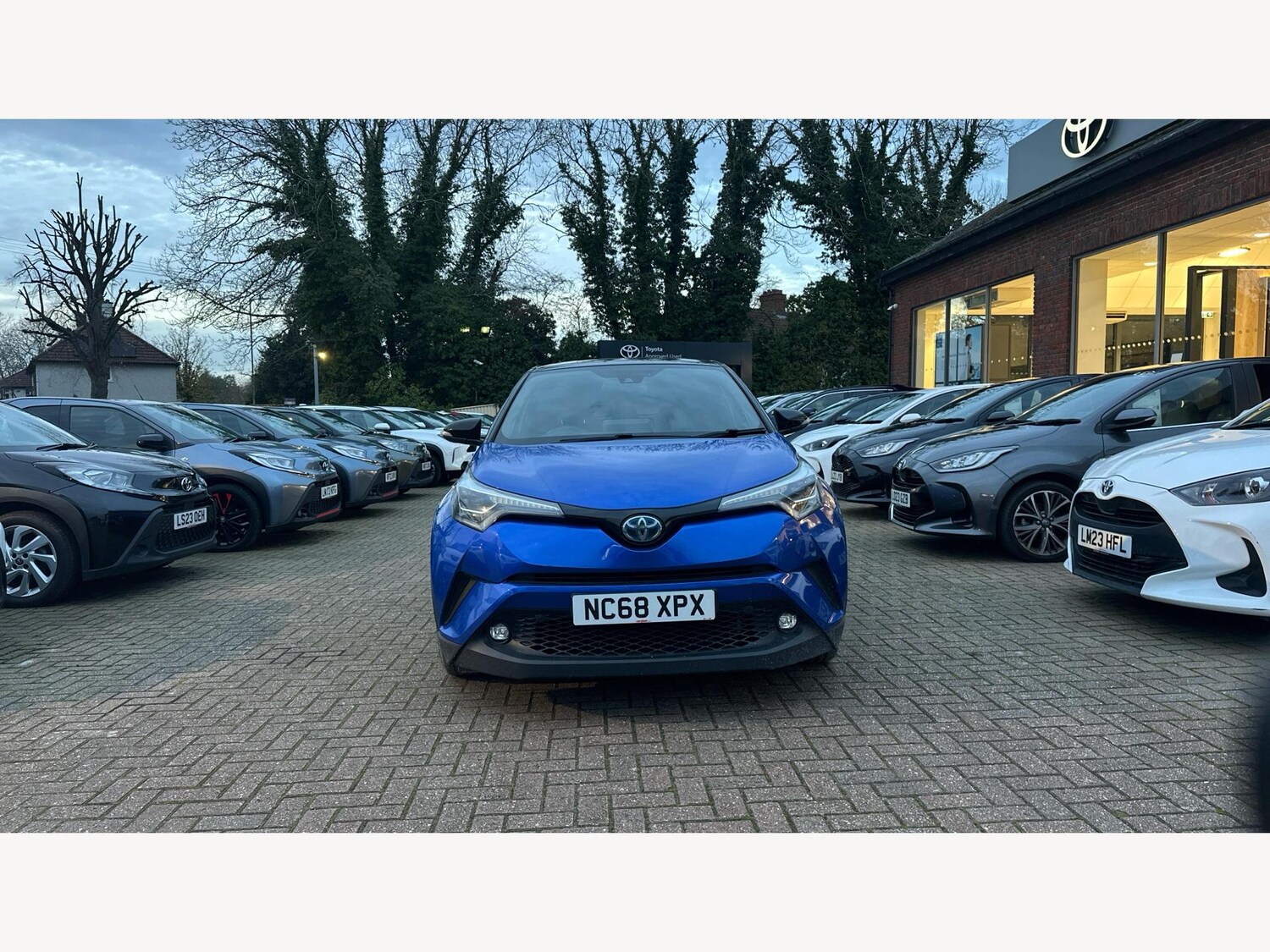 Used Toyota C-HR 2019 for sale - 76381276: Photo 17
