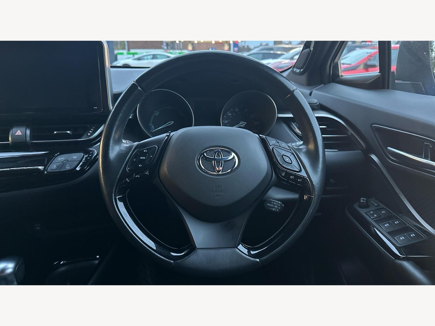 Used Toyota C-HR 2019 for sale - 76381276: Photo 8