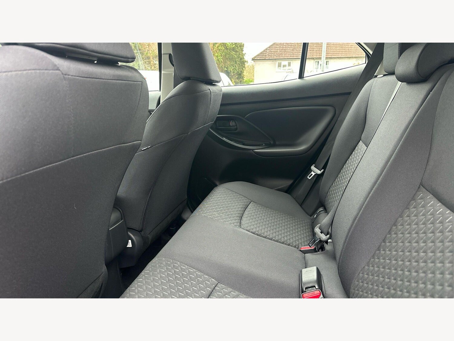 Used Toyota Yaris Cross 2025 for sale - 78033654: Photo 15