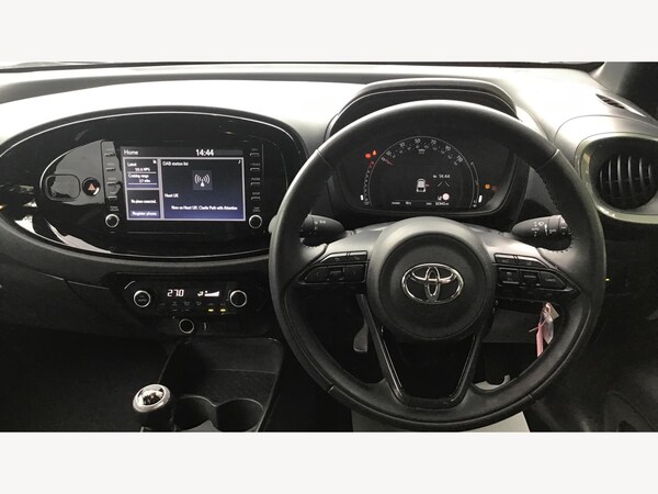 Used Toyota Aygo X 2023 for sale - 76269809: Photo 8