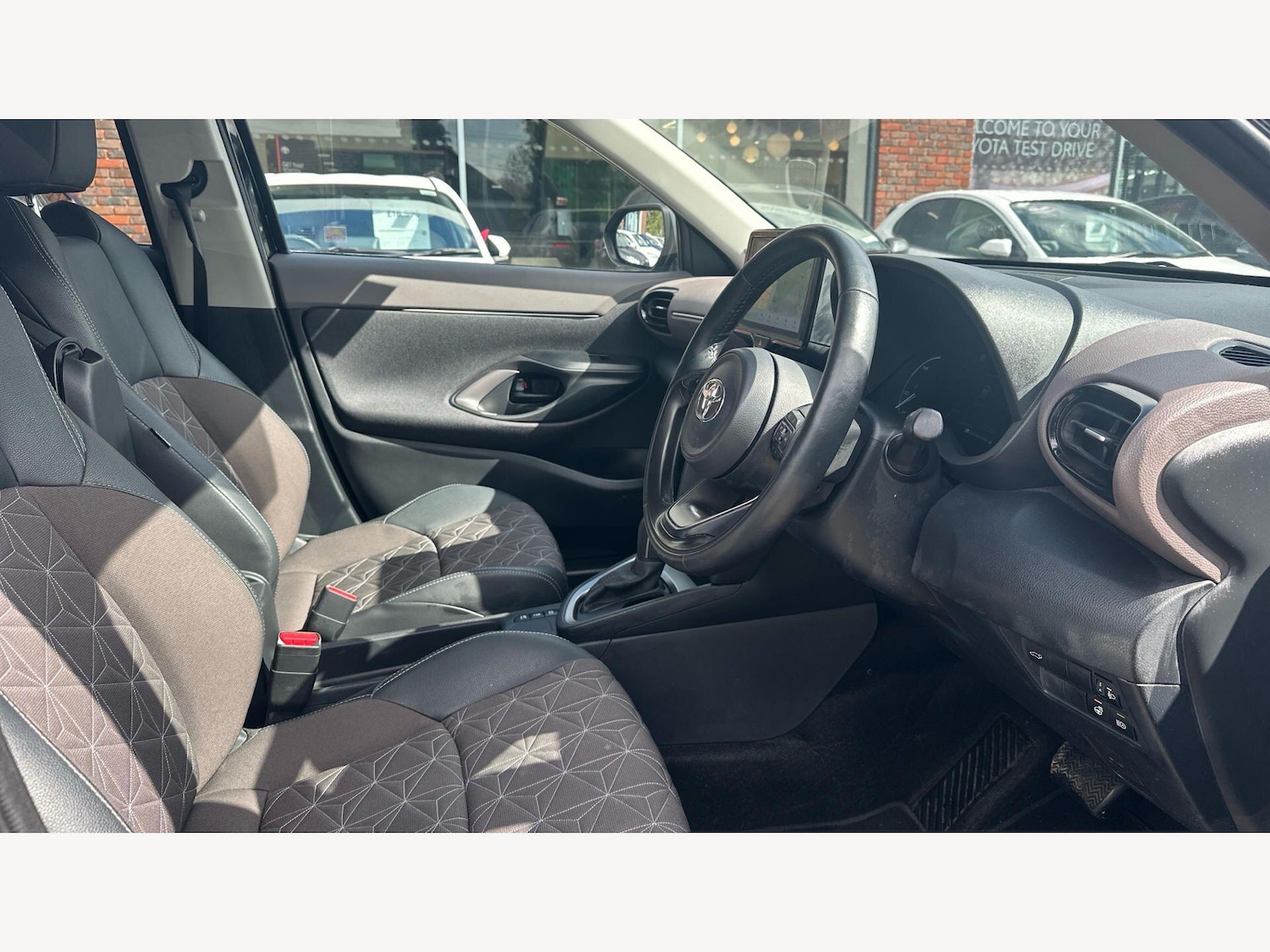 Used Toyota Yaris Cross 2023 for sale - 78086525: Photo 13