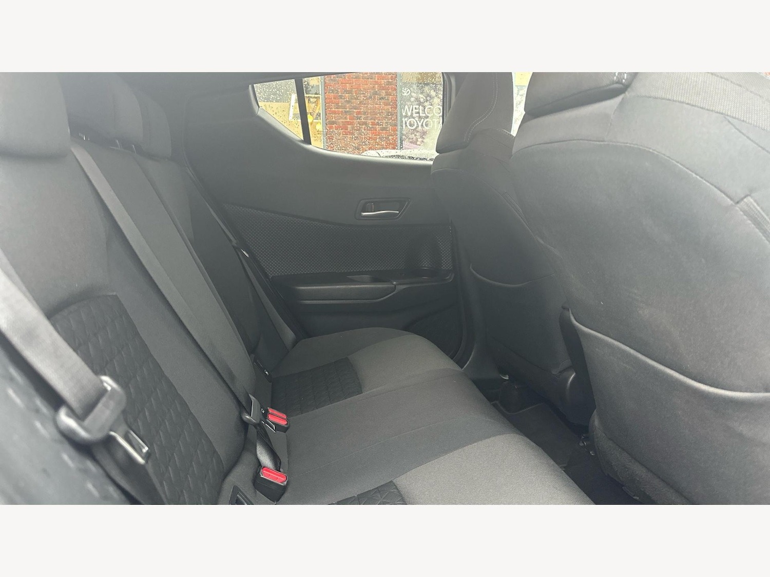 Used Toyota C-HR 2020 for sale - 77229852: Photo 14