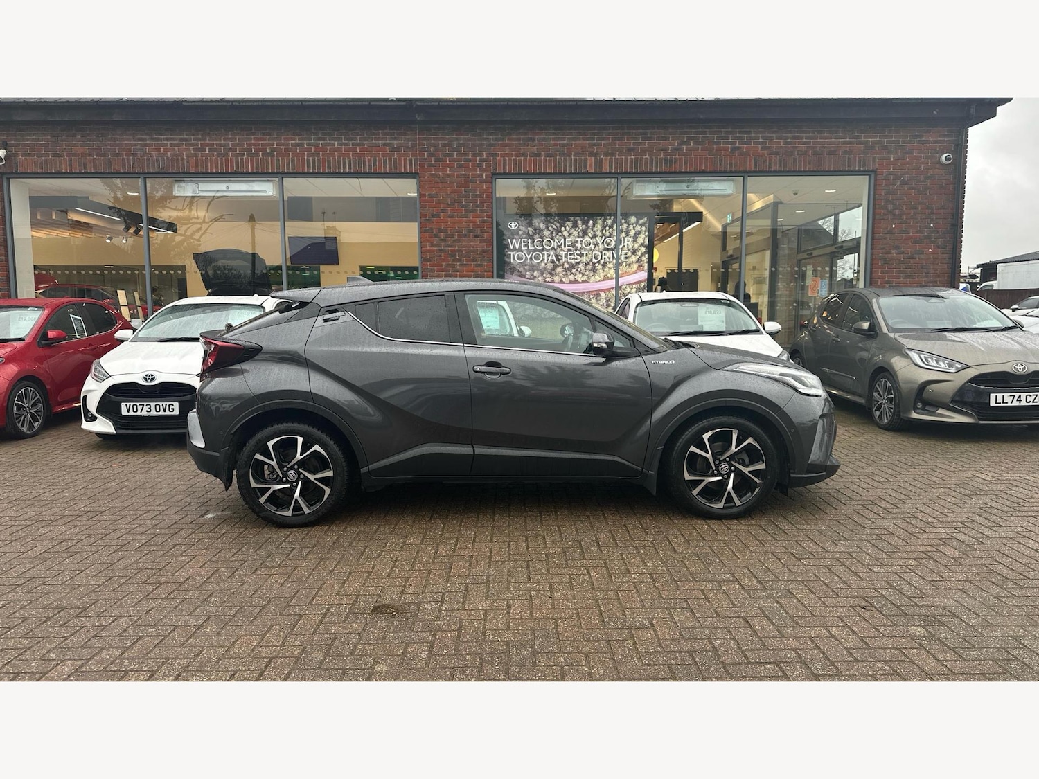 Used Toyota C-HR 2020 for sale - 77229852: Photo 18