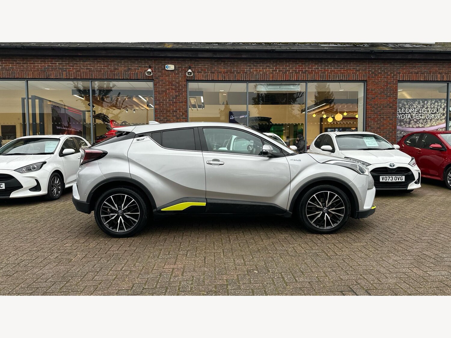 Used Toyota C-HR 2018 for sale - 76771813: Photo 18
