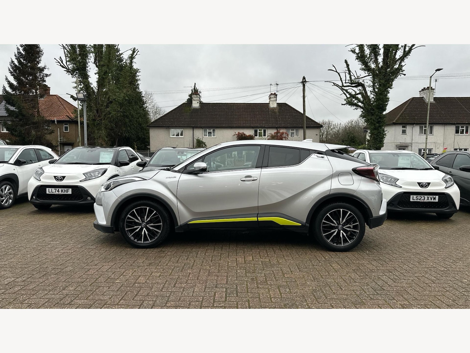 Used Toyota C-HR 2018 for sale - 76771813: Photo 19