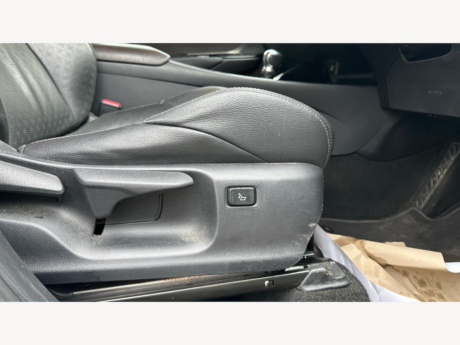 Used Toyota C-HR 2018 for sale - 76771813: Photo 27