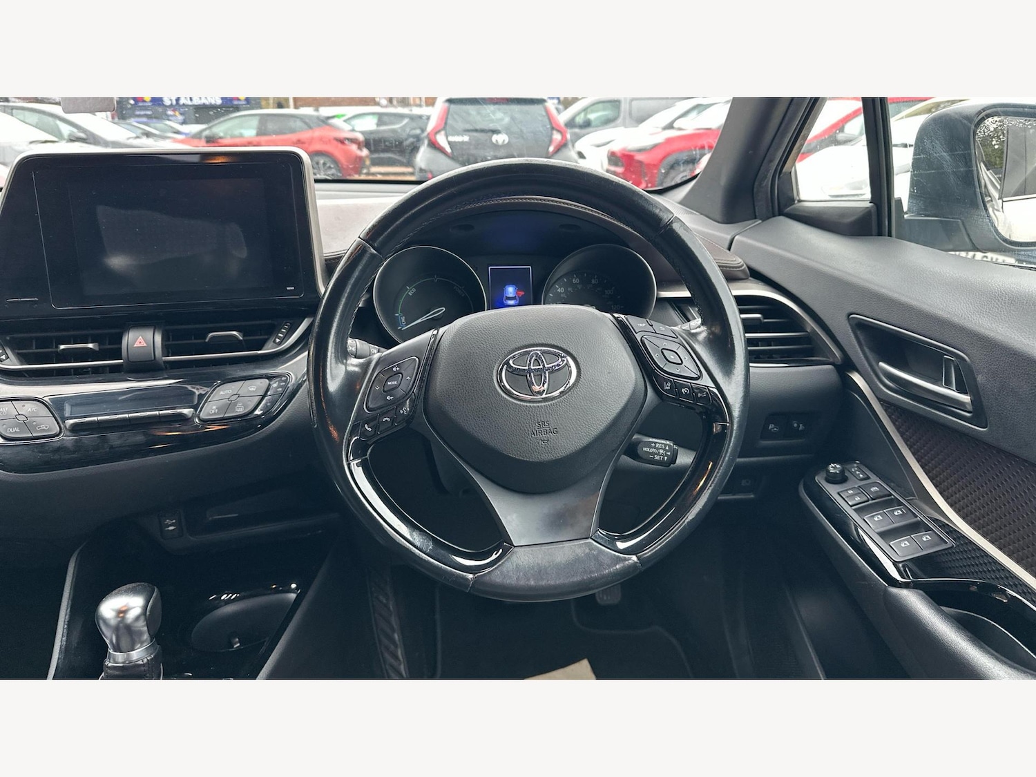 Used Toyota C-HR 2018 for sale - 76771813: Photo 8