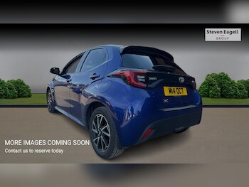 Used Toyota Yaris 2022 for sale - 77737395: Photo