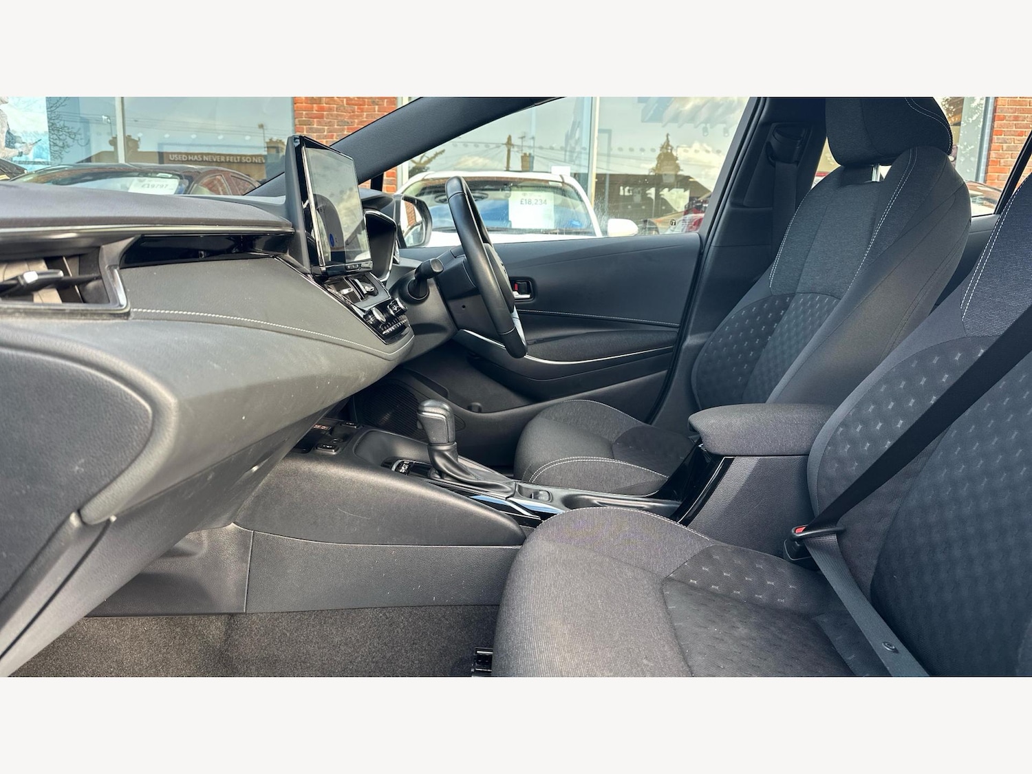 Used Toyota Corolla 2023 for sale - 76612952: Photo 12