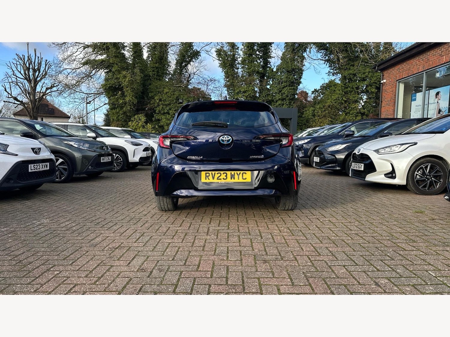 Used Toyota Corolla 2023 for sale - 76612952: Photo 21