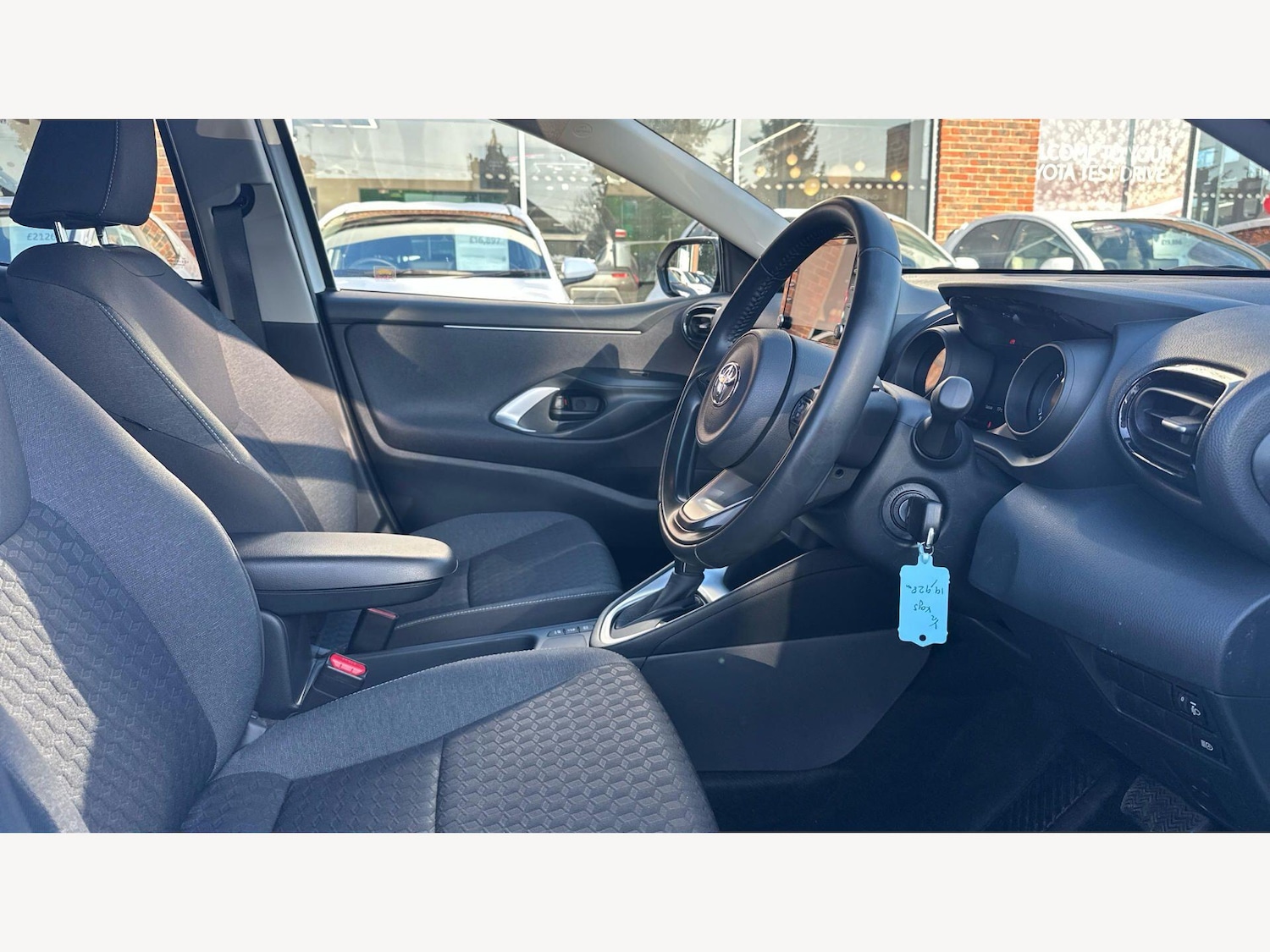 Used Toyota Yaris 2023 for sale - 77783708: Photo 13