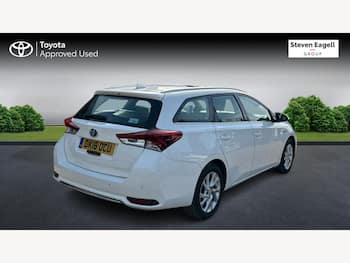 Used Toyota Auris 2018 for sale - 79848095: Photo