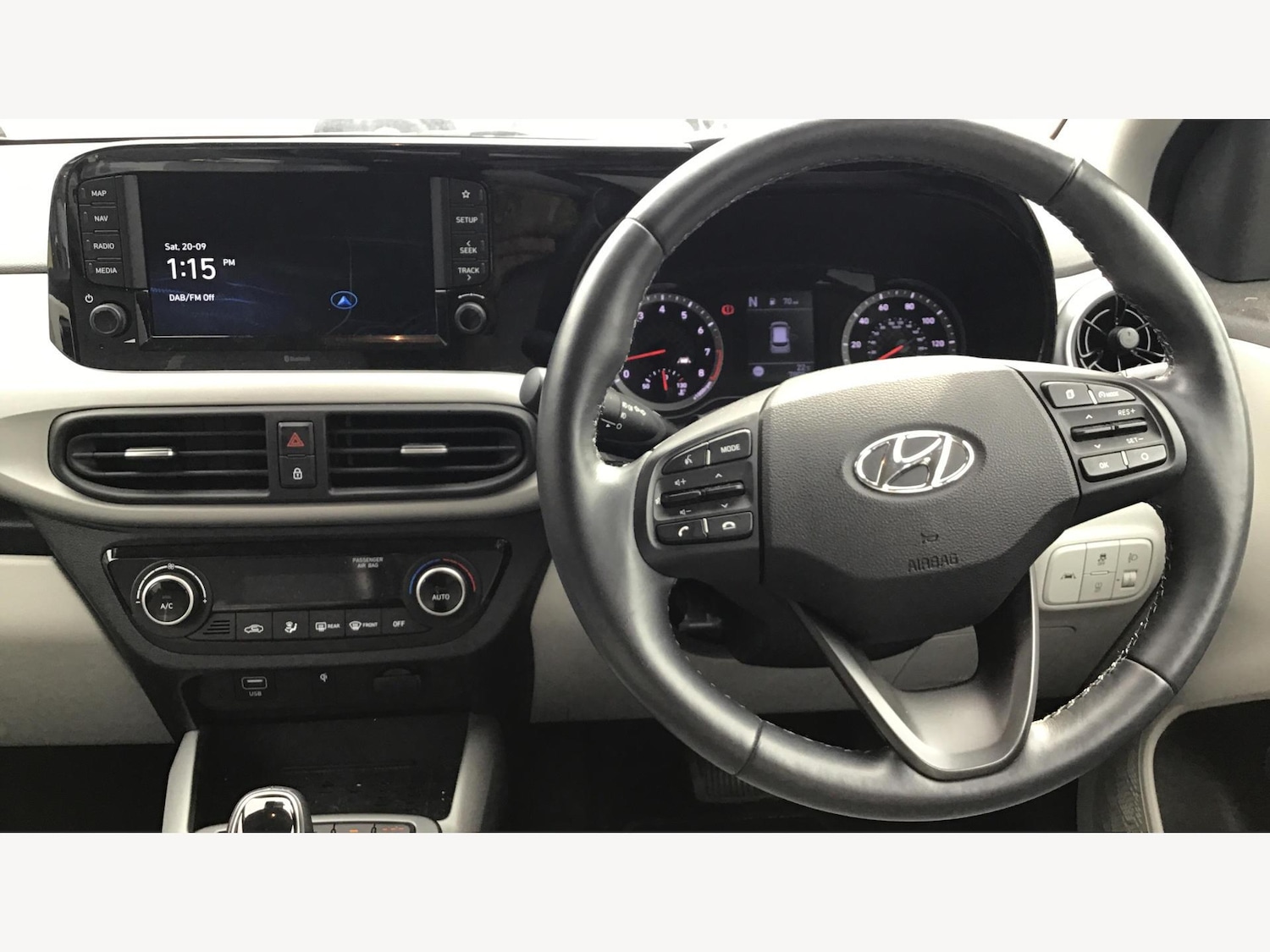 Used Hyundai i10 2023 for sale - 76020405: Photo 10