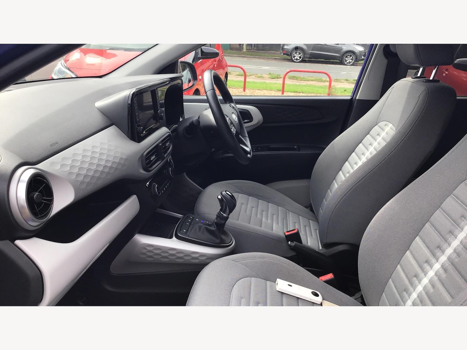 Used Hyundai i10 2023 for sale - 76020405: Photo 12