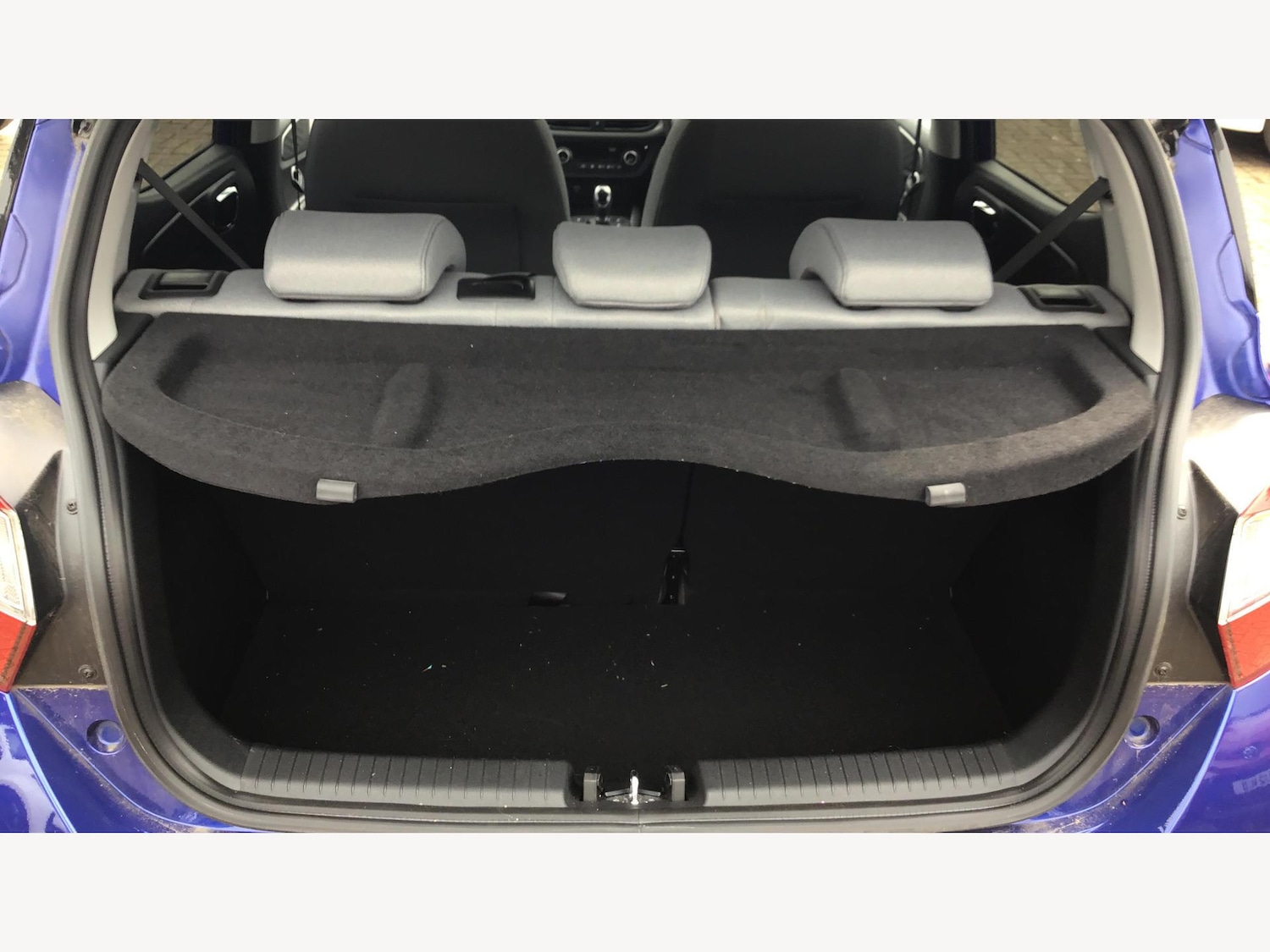 Used Hyundai i10 2023 for sale - 76020405: Photo 16