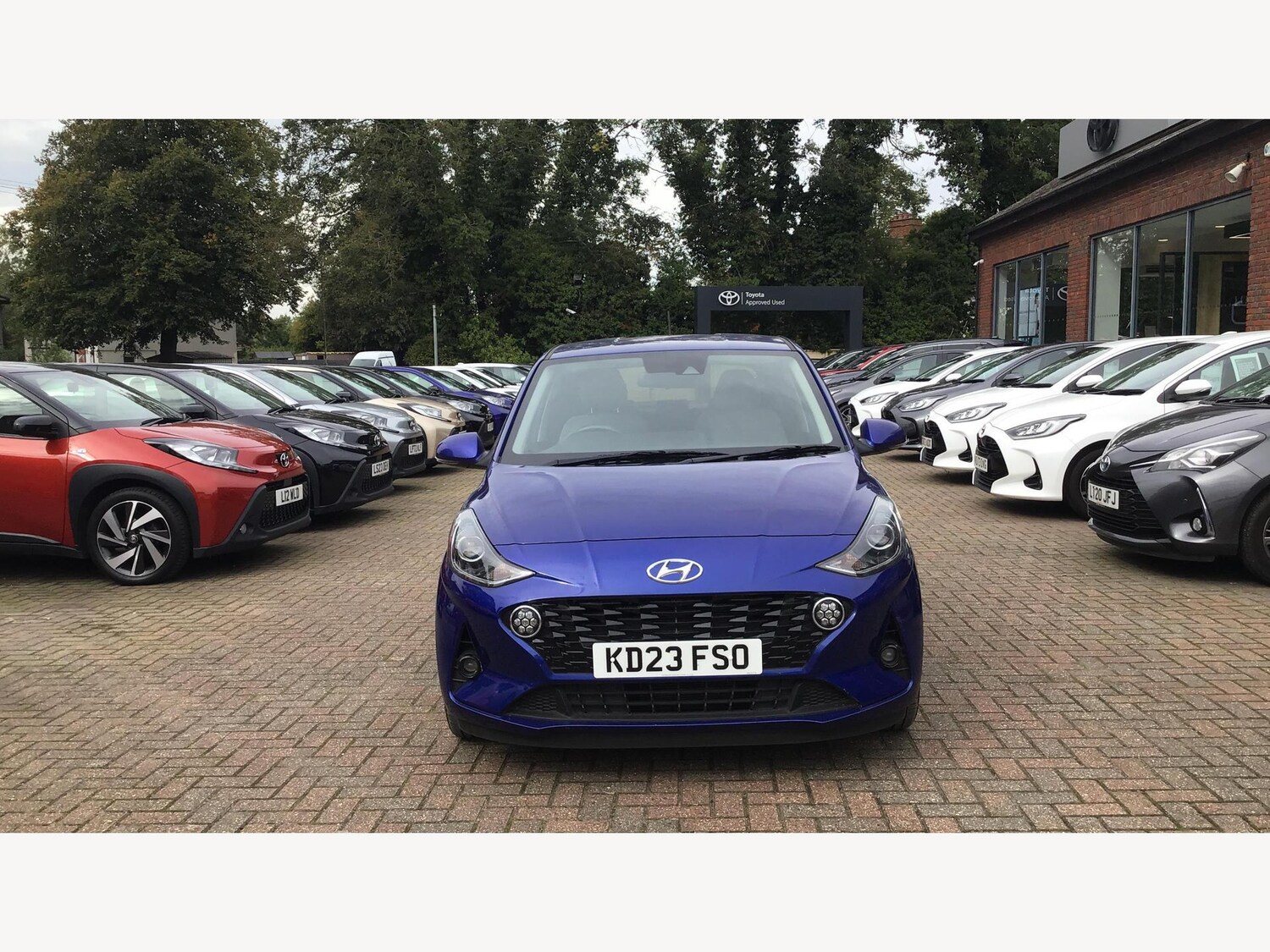 Used Hyundai i10 2023 for sale - 76020405: Photo 17