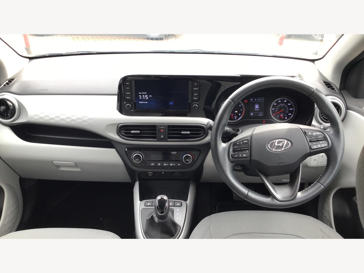 Used Hyundai i10 2023 for sale - 76020405: Photo 7