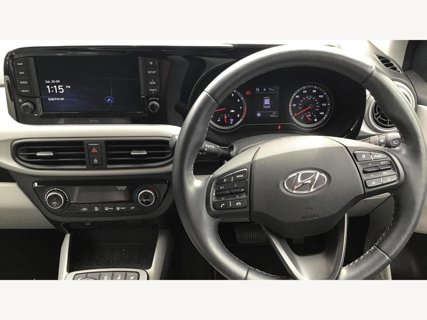 Used Hyundai i10 2023 for sale - 76020405: Photo 8