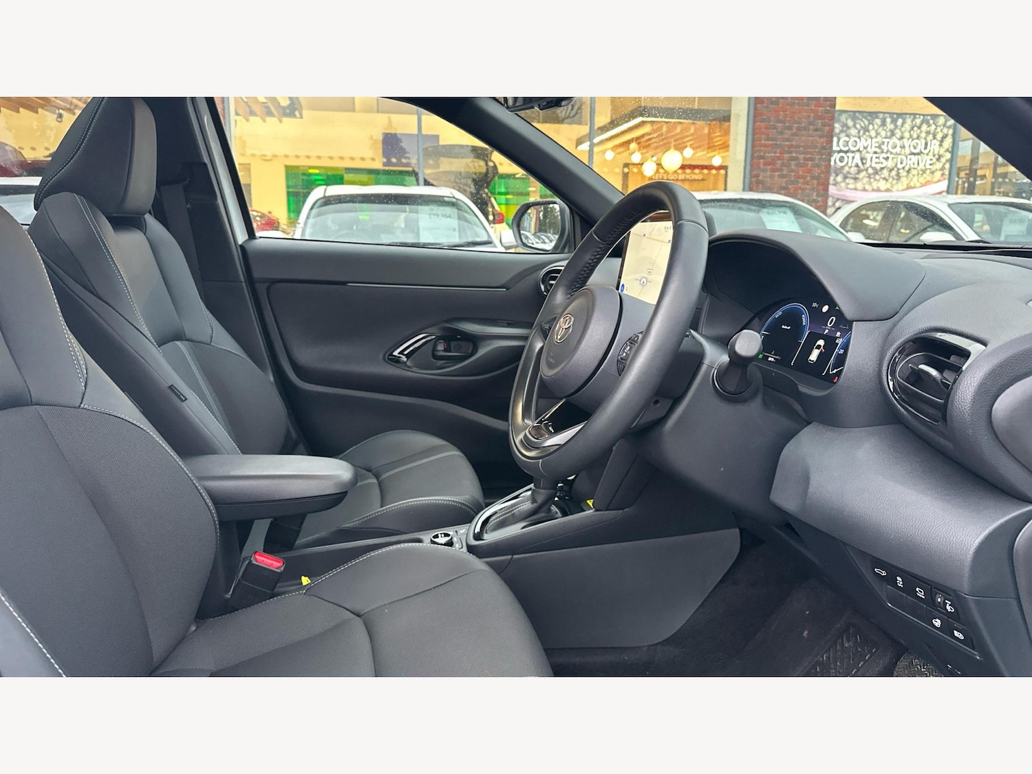 Used Toyota Yaris Cross 2025 for sale - 77424539: Photo 13