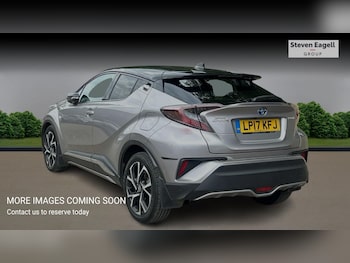 Used Toyota C-HR 2017 for sale - 78911489: Photo