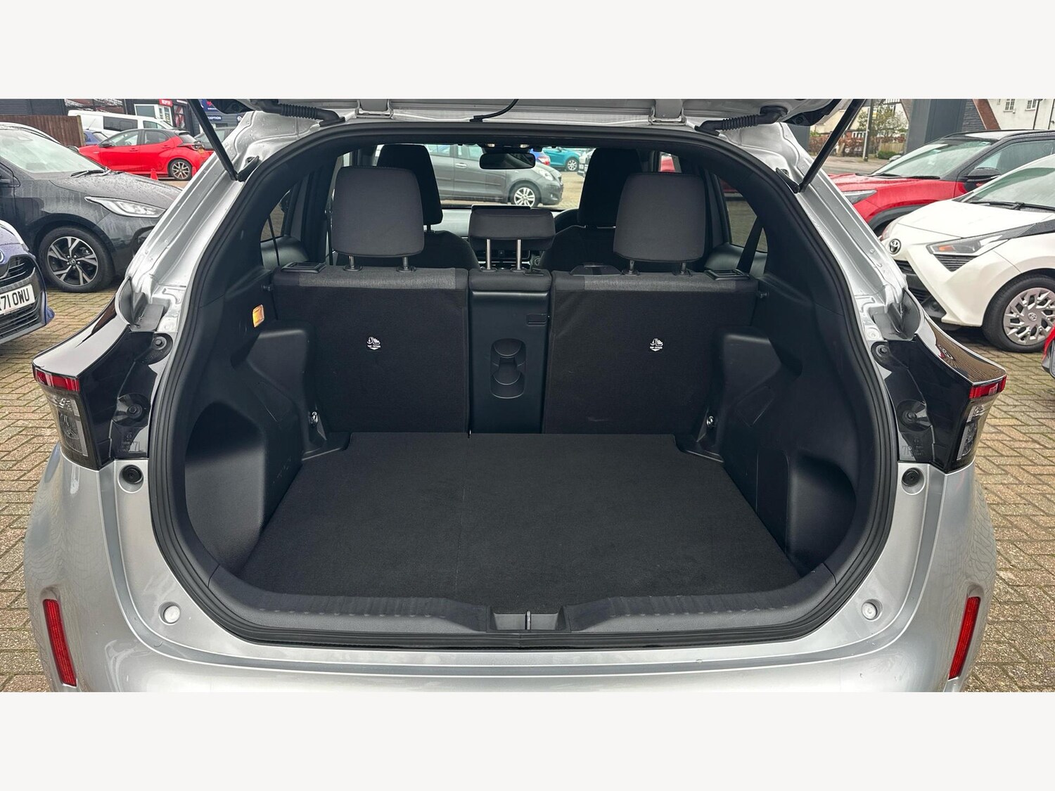 Used Toyota Yaris Cross for sale - 77175549: Photo 16