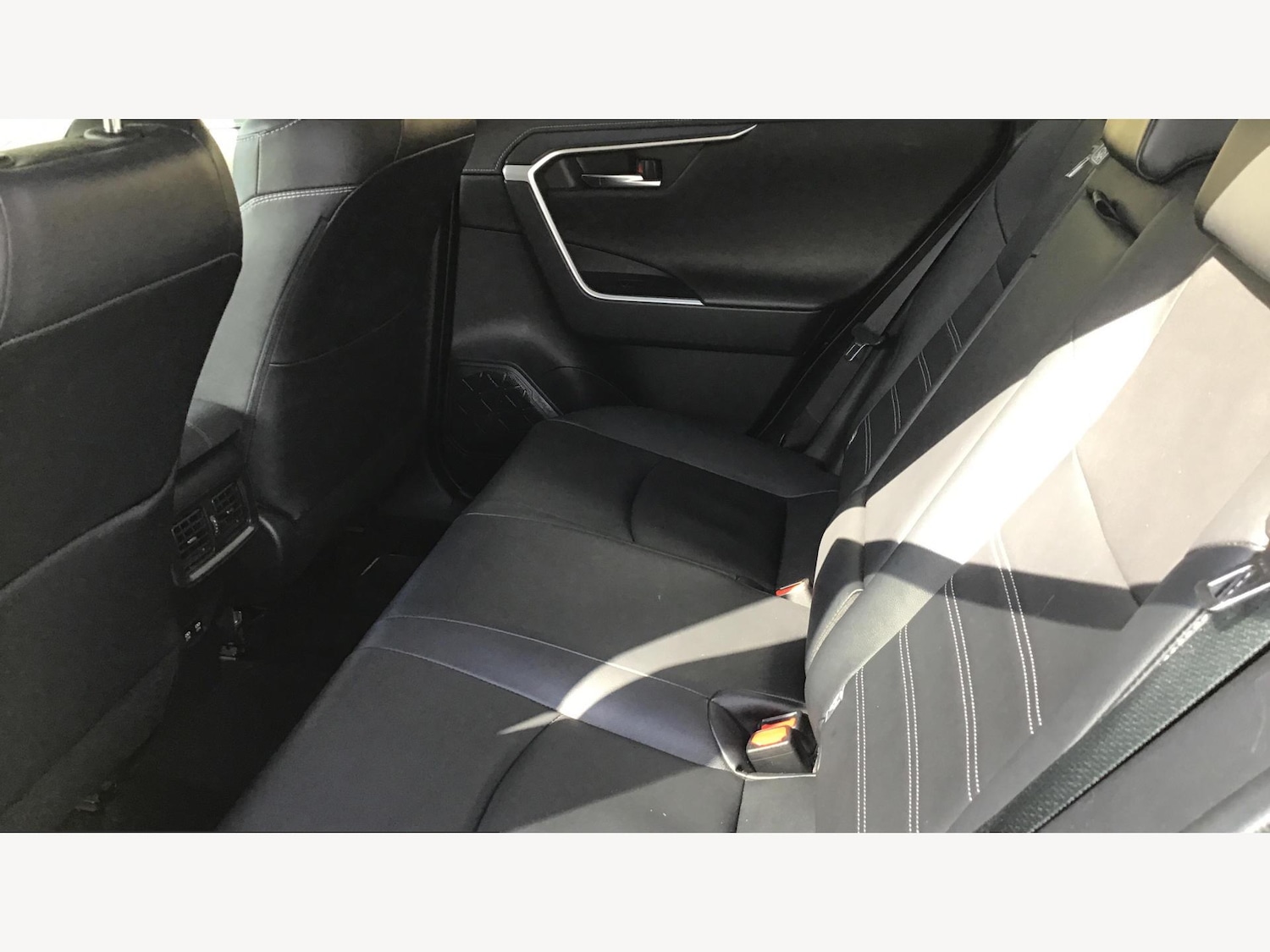 Used Toyota RAV4 2022 for sale - 76094332: Photo 15