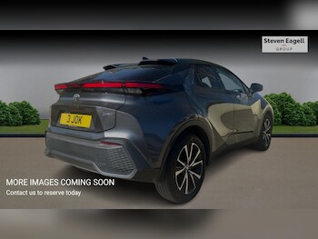 Used Toyota C-HR 2024 for sale - 77939613: Photo