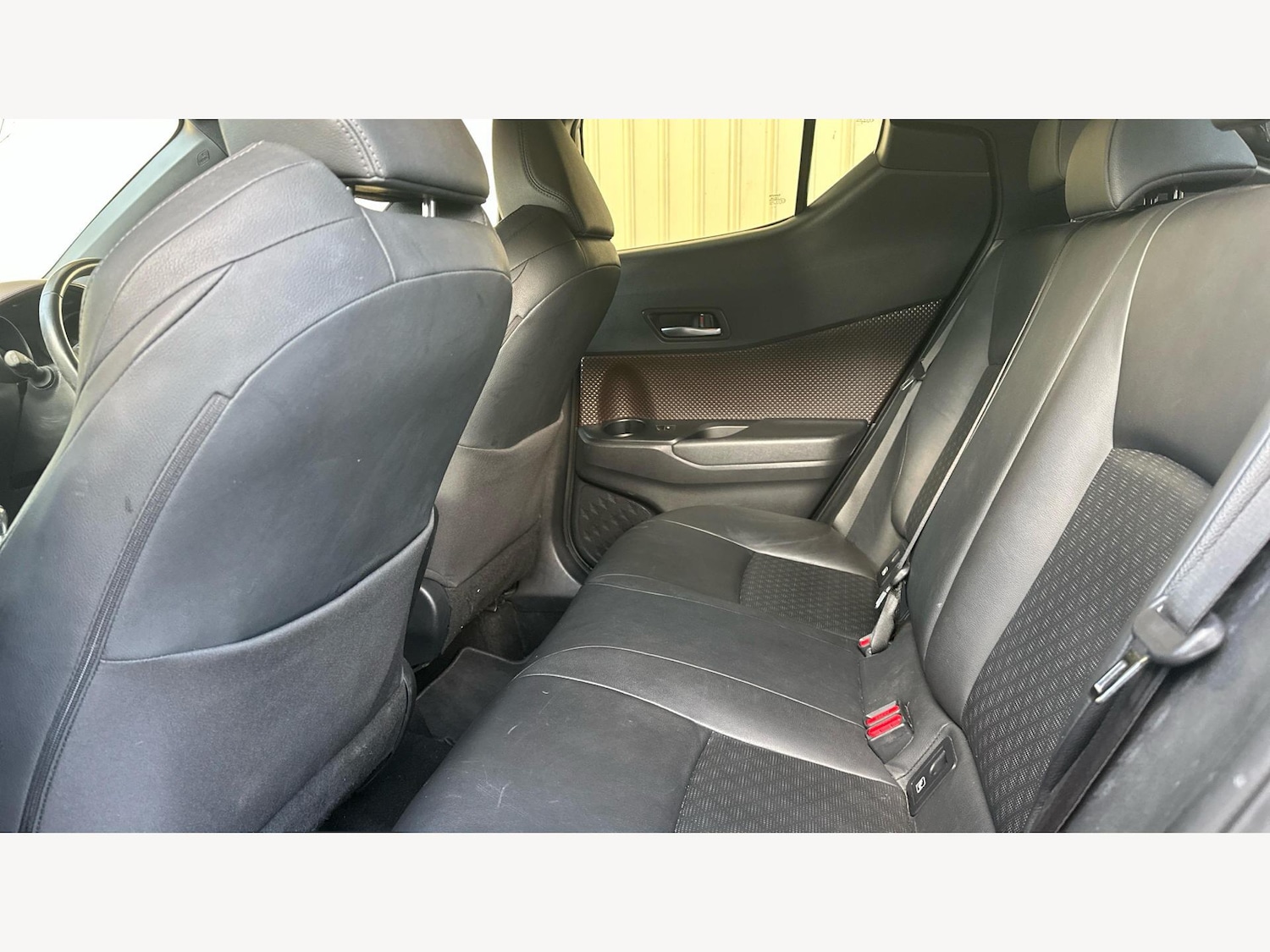 Used Toyota C-HR 2019 for sale - 77074279: Photo 15