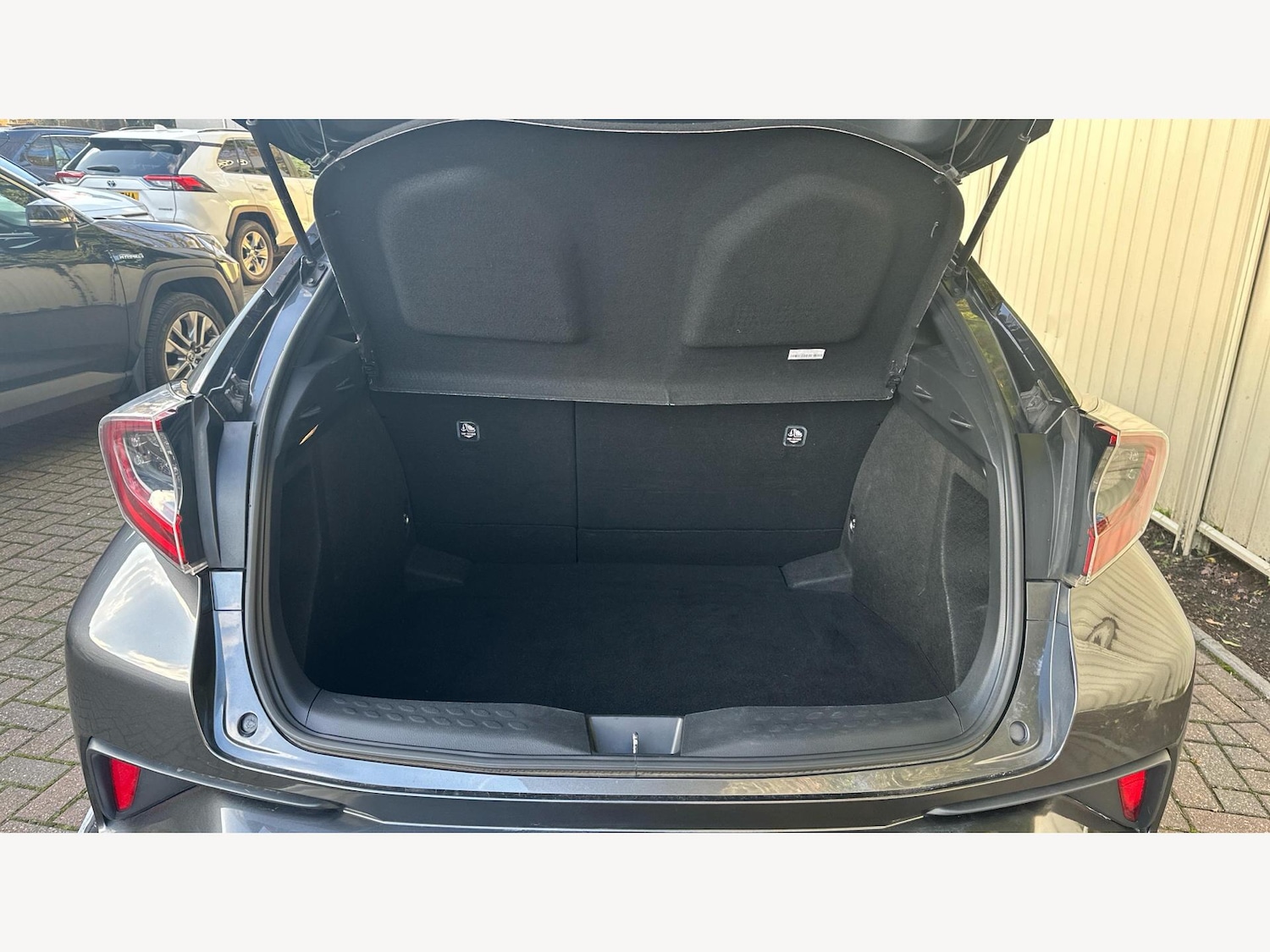 Used Toyota C-HR 2019 for sale - 77074279: Photo 16