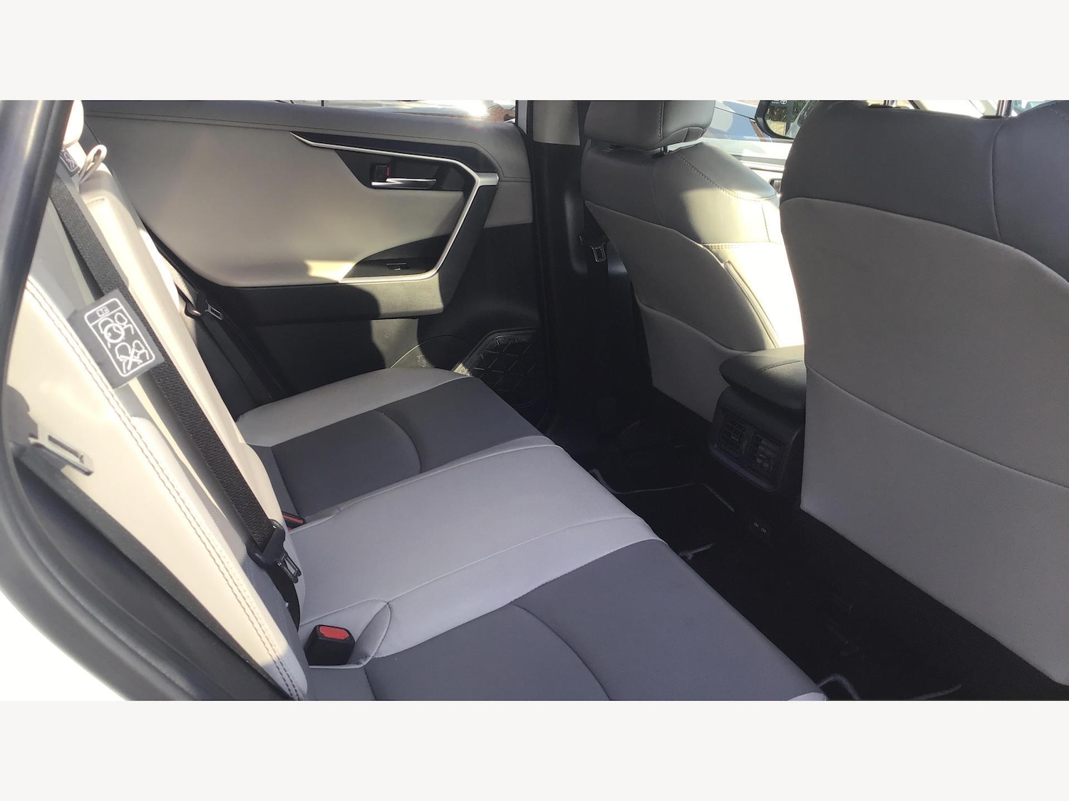 Used Toyota RAV4 2022 for sale - 76152758: Photo 14