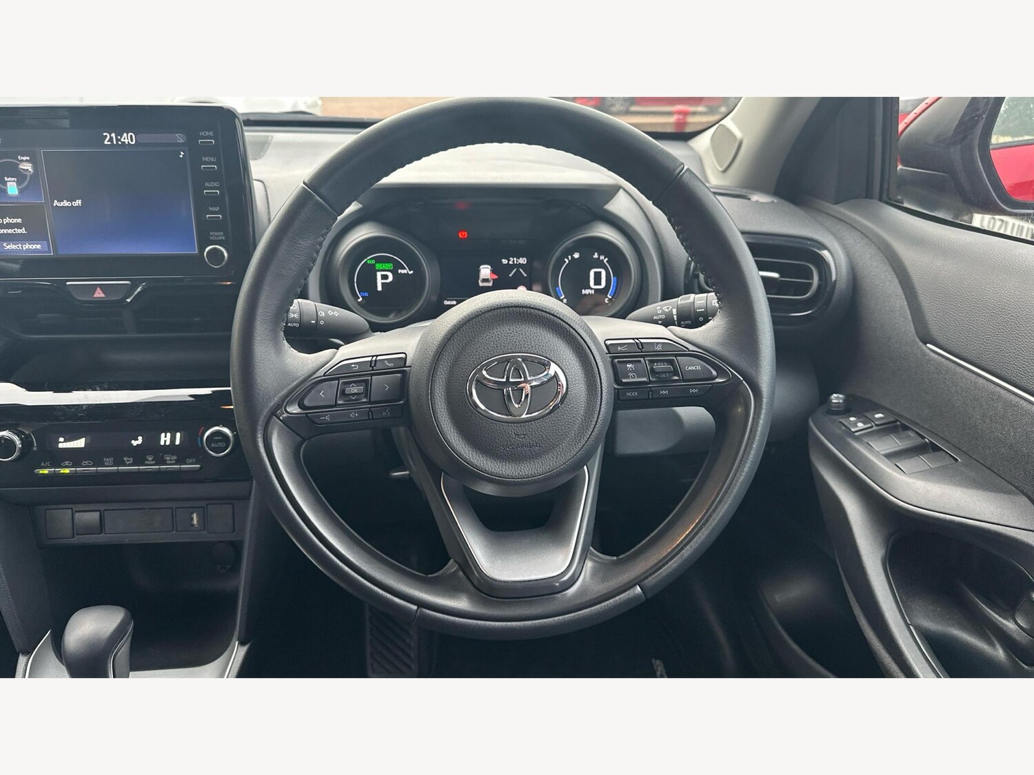 Used Toyota Yaris Cross for sale - 77229631: Photo 8