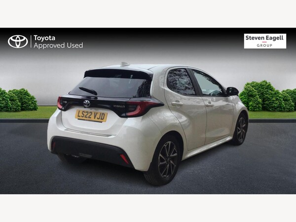 Used Toyota Yaris 2022 for sale - 76336658: Photo 2