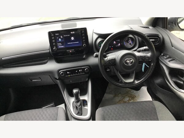 Used Toyota Yaris 2022 for sale - 76336658: Photo 7