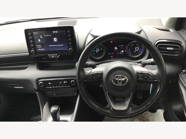 Used Toyota Yaris 2022 for sale - 76336658: Photo 8